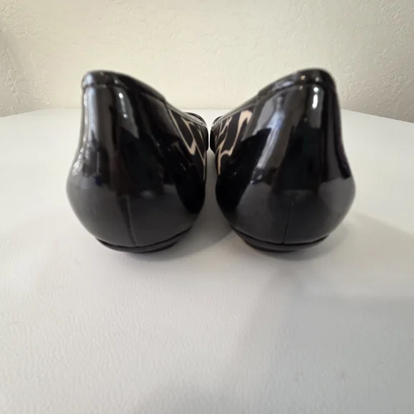 Bandalino Giraffe Print Peep-Toe Flats - Picture 8 of 11